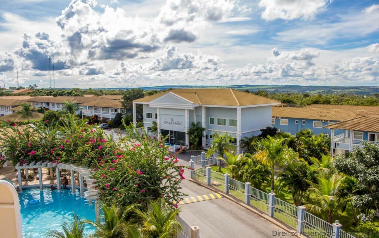 Piscinas 24 No Lacqua Em